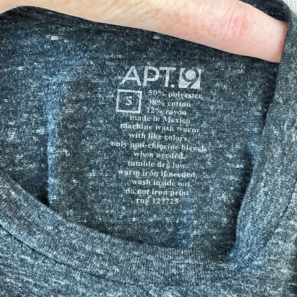 Pre-Owed Apt. 9 Womens Dark Gray American Flag 🇺🇸 Short Sleeve Top Size S - Picture 5 of 5